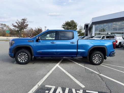 Used 2023 GMC Sierra 1500 AT4 image 3