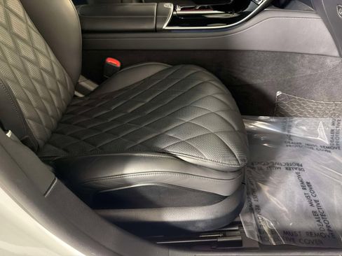 Used 2024 Mercedes-Benz S 580 4MATIC Sedan image 25