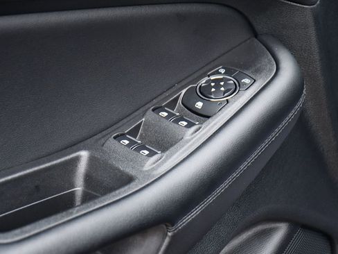 Used 2024 Ford Edge SEL w/ Convenience Package image 24