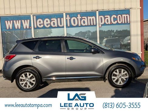 Used 2014 Nissan Murano S image 3