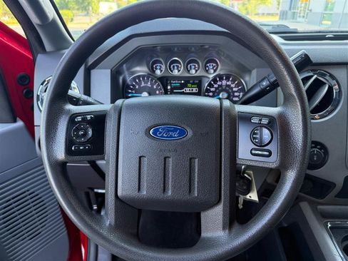 Used 2011 Ford F250 XLT w/ XLT Premium Pkg AWD/4WD image 41
