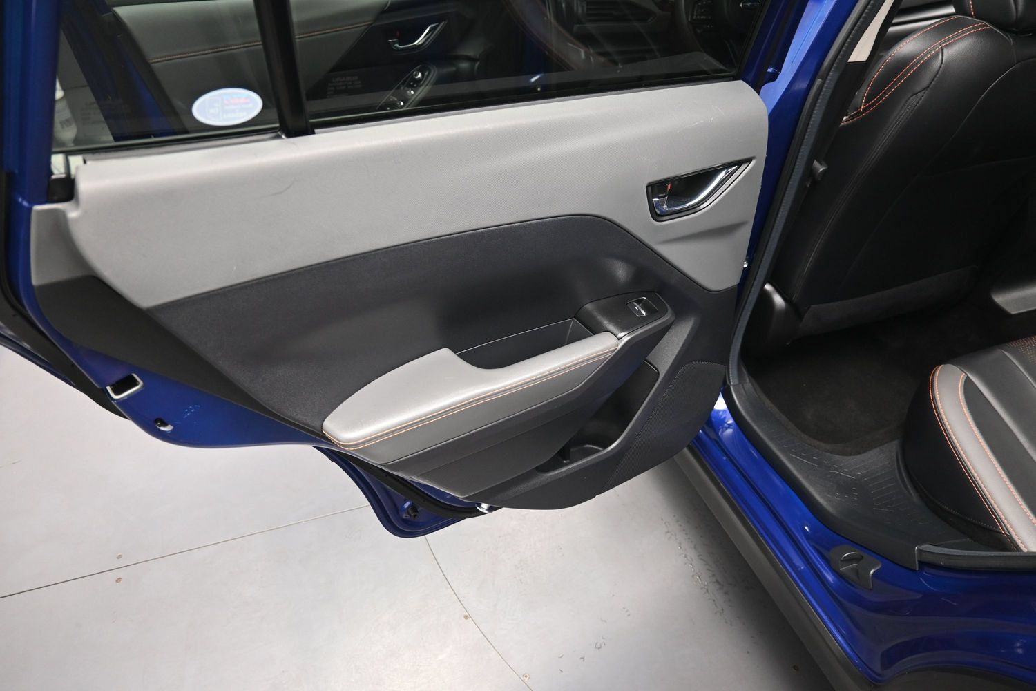 Used 2024 Subaru Crosstrek 2.5i Limited AWD/4WD image 35