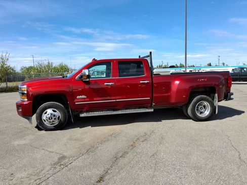 Used 2019 Chevrolet Silverado 3500 High Country AWD/4WD image 5
