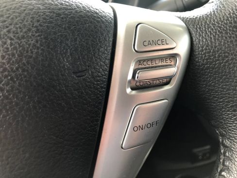 Used 2017 Nissan Versa Note SV FWD image 27
