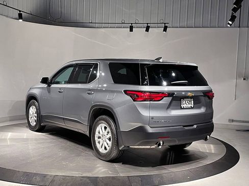 Used 2023 Chevrolet Traverse LS w/ Safety Package image 13