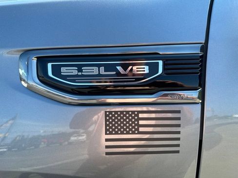 Used 2020 GMC Sierra 1500 AT4 w/ AT4 Premium Package AWD/4WD image 9