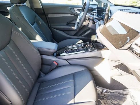 New 2025 Audi A5 2.0T Premium image 18