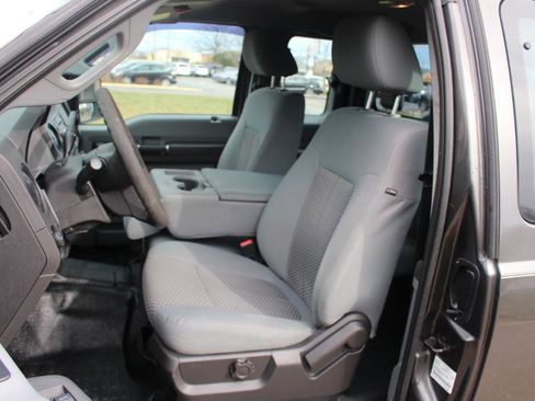 Used 2016 Ford F250 XL w/ XL Appearance Package image 14