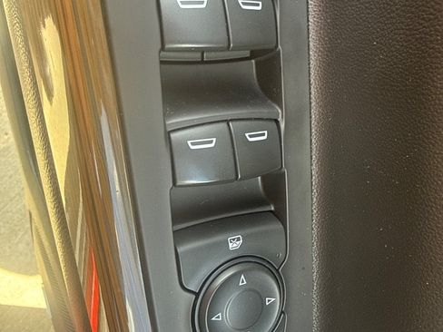 Used 2018 GMC Acadia SLE w/ LPO, Protection Package AWD/4WD image 20
