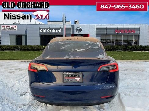 Used 2019 Tesla Model 3 Standard Range Plus image 6