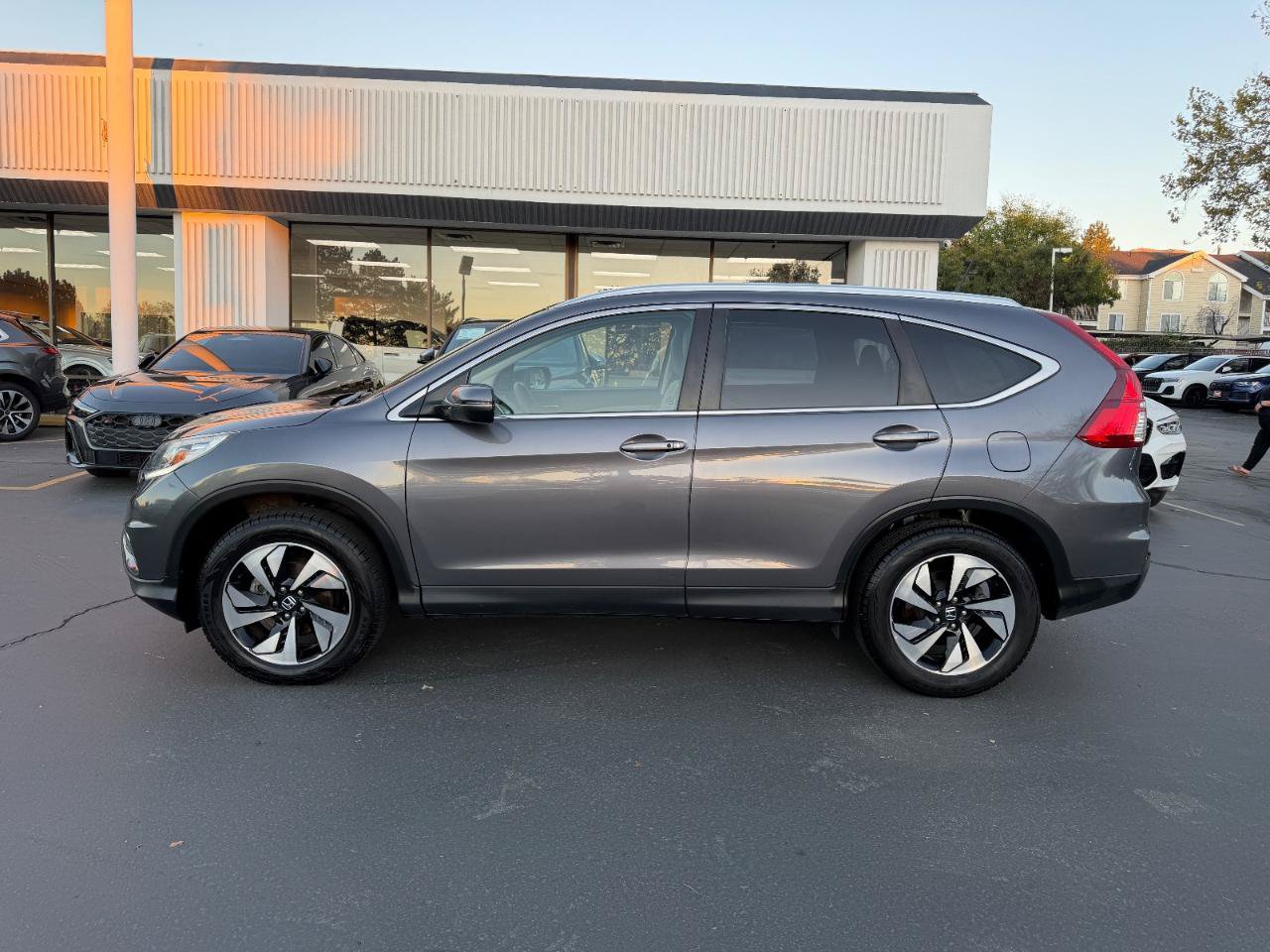 Used 2016 Honda CR-V Touring image 16