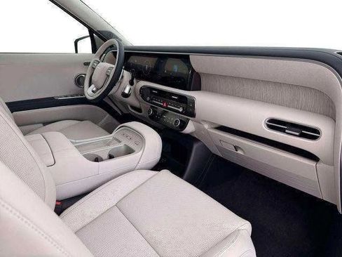 New 2026 Hyundai Palisade Calligraphy FWD image 24