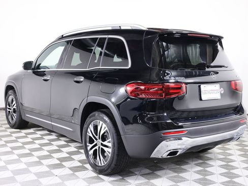 Certified 2025 Mercedes-Benz GLB 250 4MATIC image 4