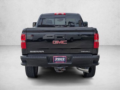 Used 2016 GMC Sierra 2500 Denali w/ Duramax Plus Package image 6