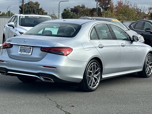 Used 2021 Mercedes-Benz E 350 Sedan image 4