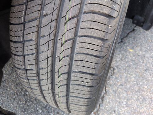 Used 2020 Honda Accord EX-L image 12