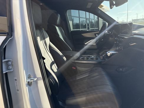 Used 2025 Acura MDX A-Spec AWD/4WD image 38
