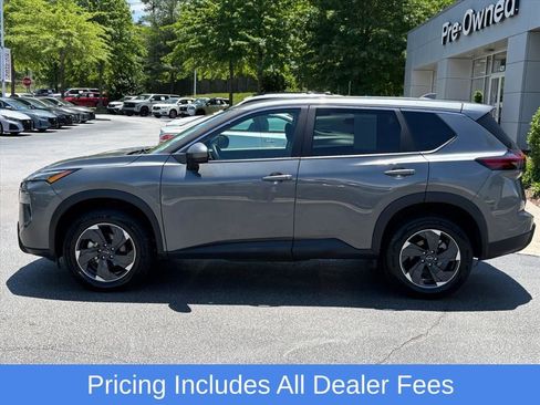 Used 2025 Nissan Rogue SV AWD/4WD image 5