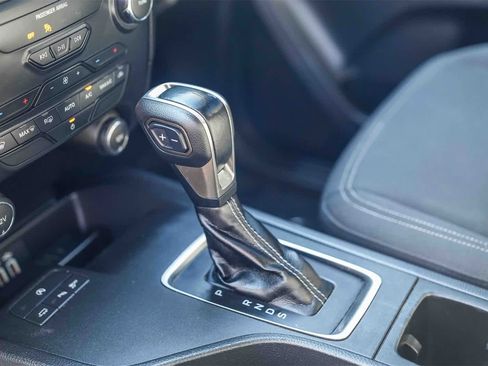 Used 2019 Ford Ranger XLT w/ Equipment Group 301A Mid image 18