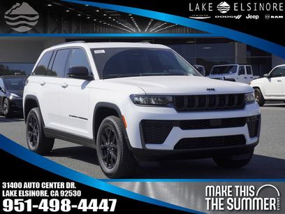 New 2026 Jeep Grand Cherokee Altitude