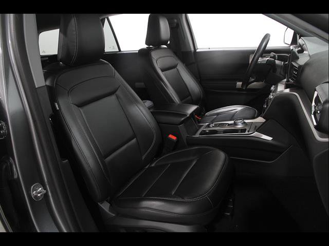 Certified 2023 Ford Explorer XLT w/ Equipment Group 202A AWD/4WD image 17