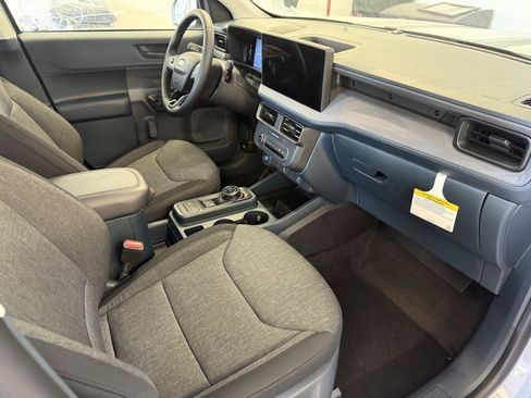 New 2025 Ford Maverick XLT w/ XLT Luxury Package image 28