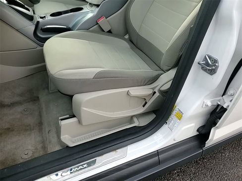 Used 2015 Ford C-MAX SE w/ Winter Package image 12