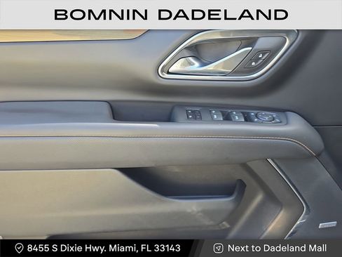 Used 2023 GMC Yukon AT4 w/ Technology Package image 13