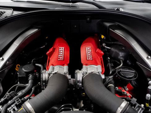 Used 2019 Ferrari Portofino RWD image 67