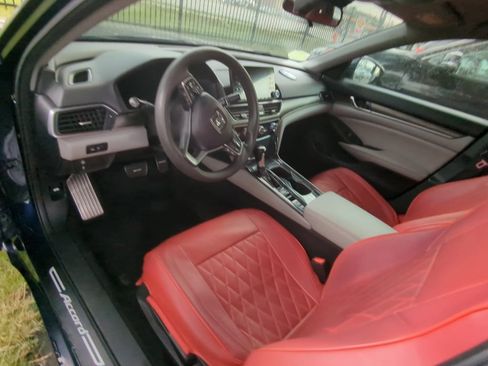 Used 2020 Honda Accord LX image 7