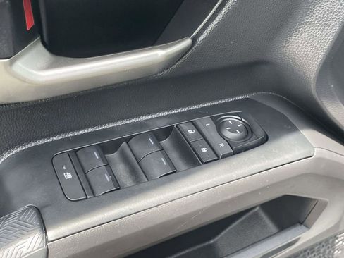 Used 2024 Toyota Tacoma TRD Sport AWD/4WD image 24