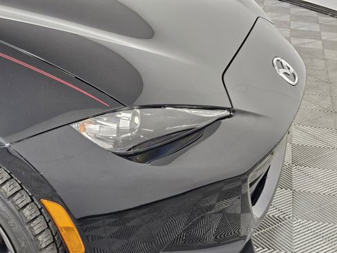 Used 2018 MAZDA MX-5 Miata RF Grand Touring RWD image 11