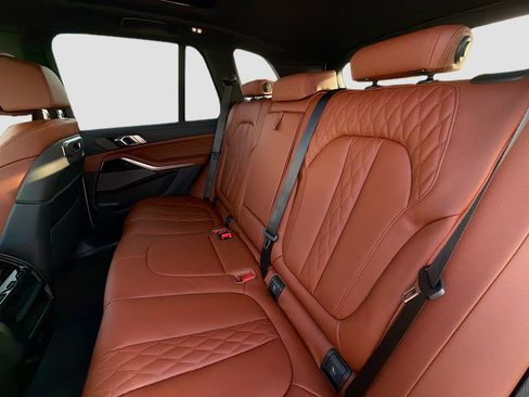 New 2026 BMW X5 xDrive40i w/ M Sport Package image 21