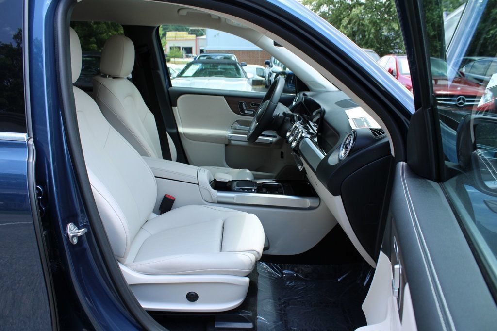 Used 2023 Mercedes-Benz EQB 300 4MATIC image 35