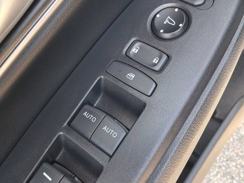 Used 2022 Honda CR-V Touring image 13
