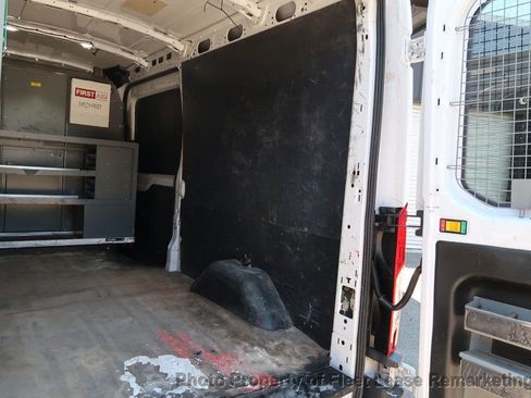 Used 2018 Ford Transit 250 148 Medium Roof RWD image 17