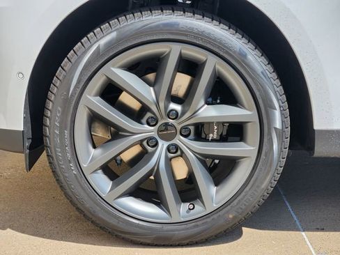 New 2026 Land Rover Range Rover Sport SE image 7