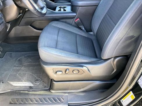 Used 2021 Chevrolet Suburban LS w/ Driver Alert Package AWD/4WD image 34