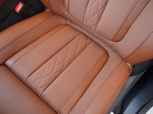 New 2026 BMW X5 xDrive50e w/ M Sport Package image 11