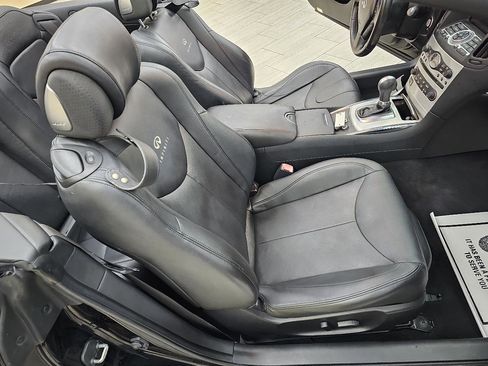 Used 2013 INFINITI G37 Convertible w/ Premium Pkg RWD image 17
