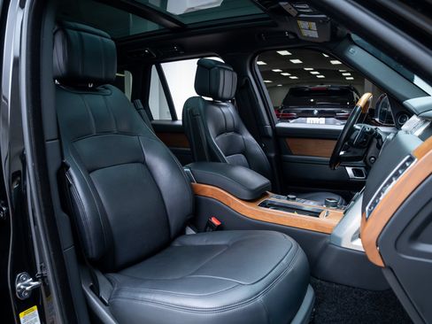 Used 2020 Land Rover Range Rover Autobiography AWD/4WD image 25