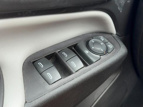 Used 2022 Chevrolet Equinox LT FWD image 21