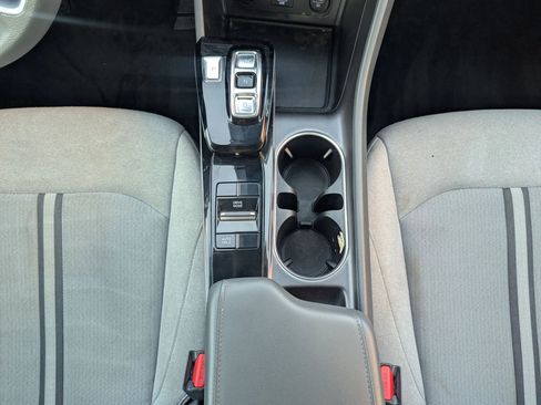 Used 2017 Kia Optima SX image 5