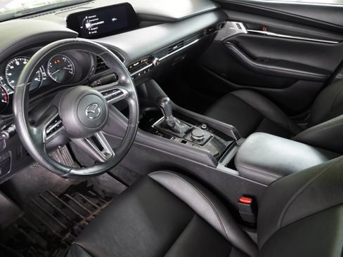 Used 2020 MAZDA MAZDA3 AWD Sedan w/ Preferred Package image 9