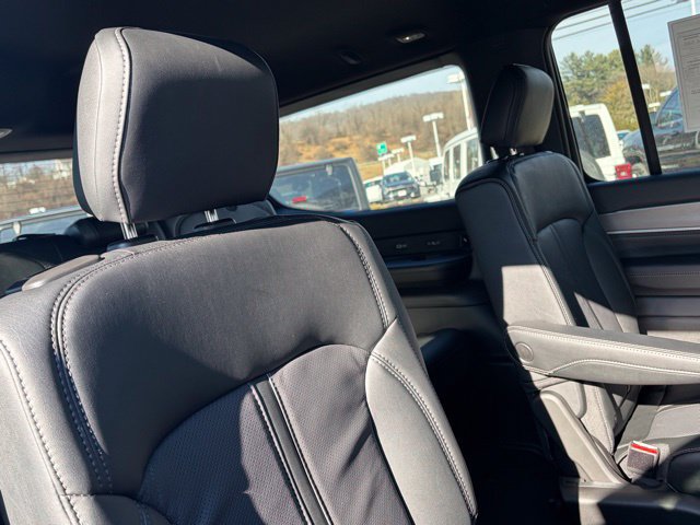 New 2026 Jeep Grand Wagoneer Limited AWD/4WD image 33
