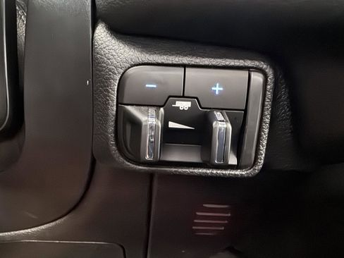 Used 2024 Dodge Durango GT image 19