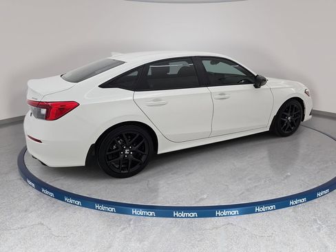 Used 2024 Honda Civic Sport image 6