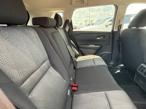 Used 2026 Nissan Rogue SV FWD image 28
