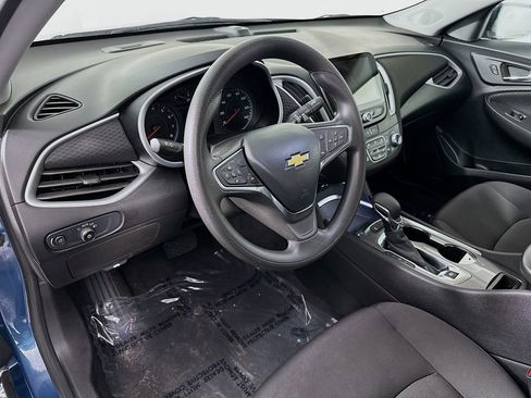 Used 2024 Chevrolet Malibu LT image 15