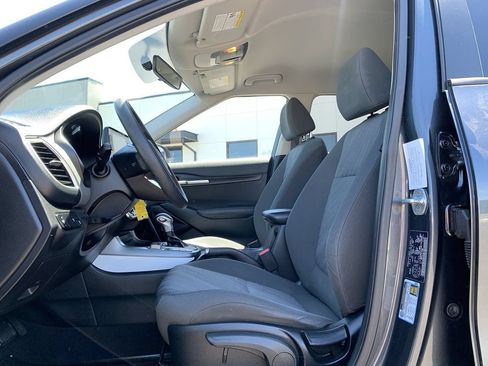 Used 2023 Kia Seltos LX FWD image 26